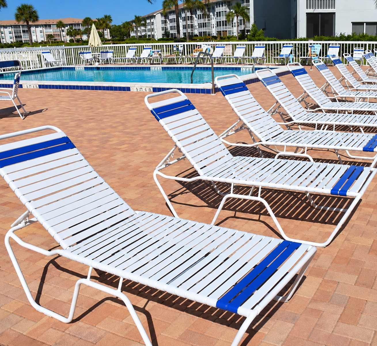 Used and refurbished patio furniture for sale